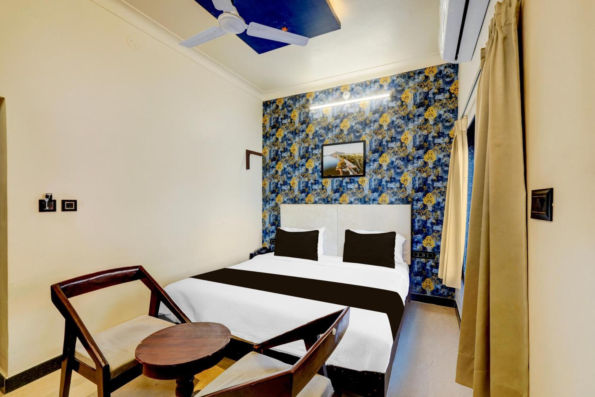 אודייפור Hotel O Lake N Hill View מראה חיצוני תמונה